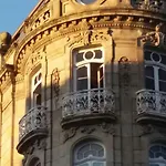 Edificio El Moderno, 1.902 شقة