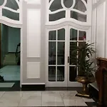 شقة Edificio El Moderno, 1.902