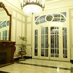 Edificio El Moderno, 1.902 شقة *