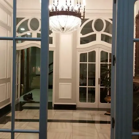 Edificio El Moderno, 1.902 Daire *