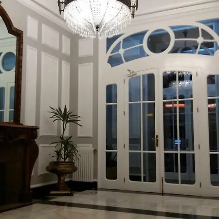 Edificio El Moderno, 1.902 Apartamento *