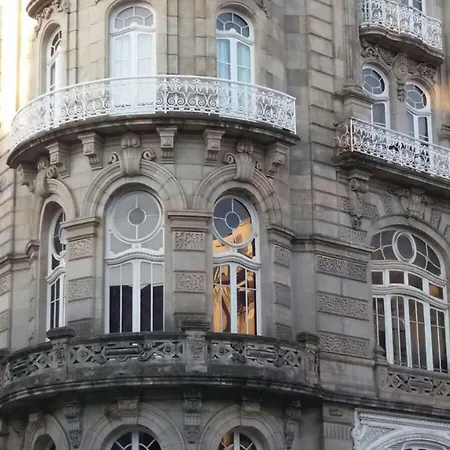 Edificio El Moderno, 1.902 Daire *
