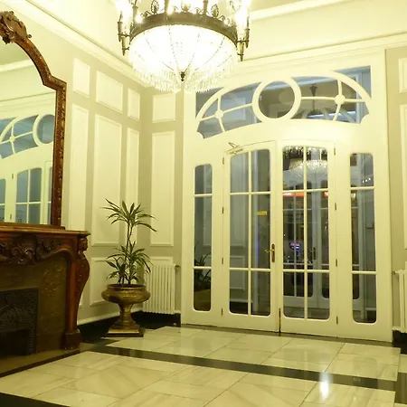 Edificio El Moderno, 1.902 Daire *