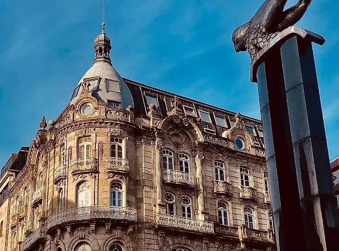 Edificio El Moderno, 1.902 アパート *