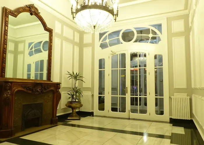 Edificio El Moderno, 1.902 アパート *
