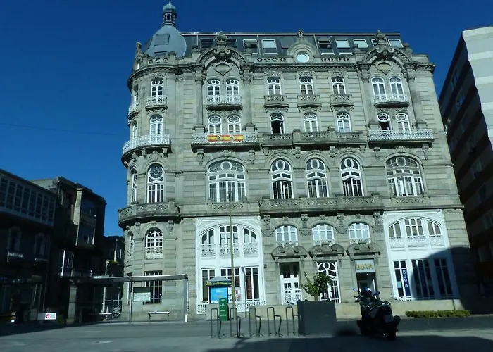 Edificio El Moderno, 1.902 * ヴィーゴ