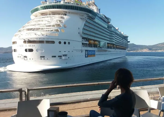 Edificio El Moderno, 1.902 *